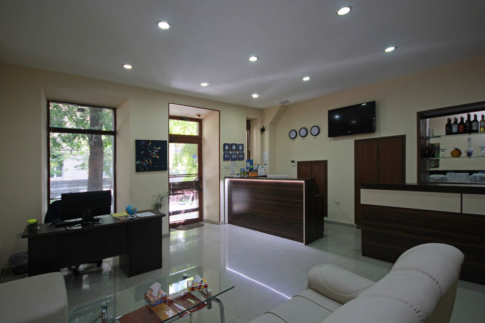 Yerevan Hostel Eksteriør bilde