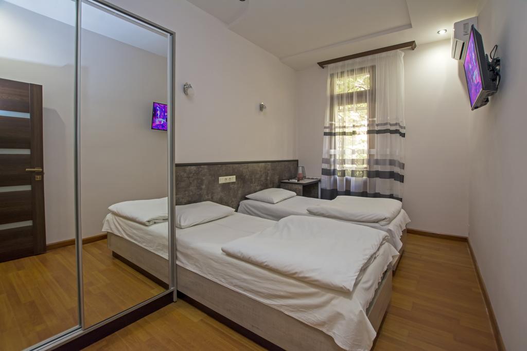 Yerevan Hostel Eksteriør bilde